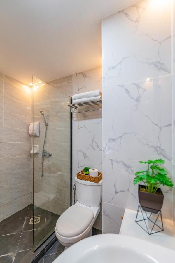 マクタンAmani 133,3 Minutes To Airport,With Gym & Pool,Fast Wi-Fi, Free Netflixアパートメント エクステリア 写真